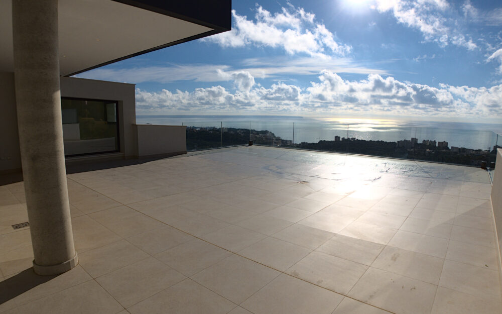 Neubau Luxusapartment mit Panorama Meerblick